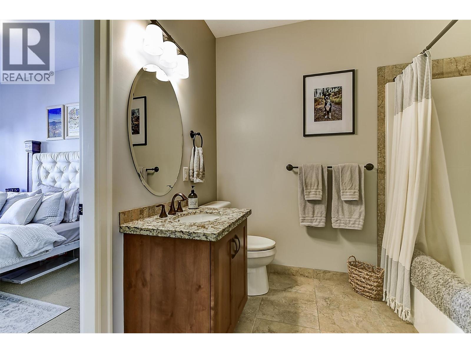 18 2283 Shannon Heights Court, West Kelowna