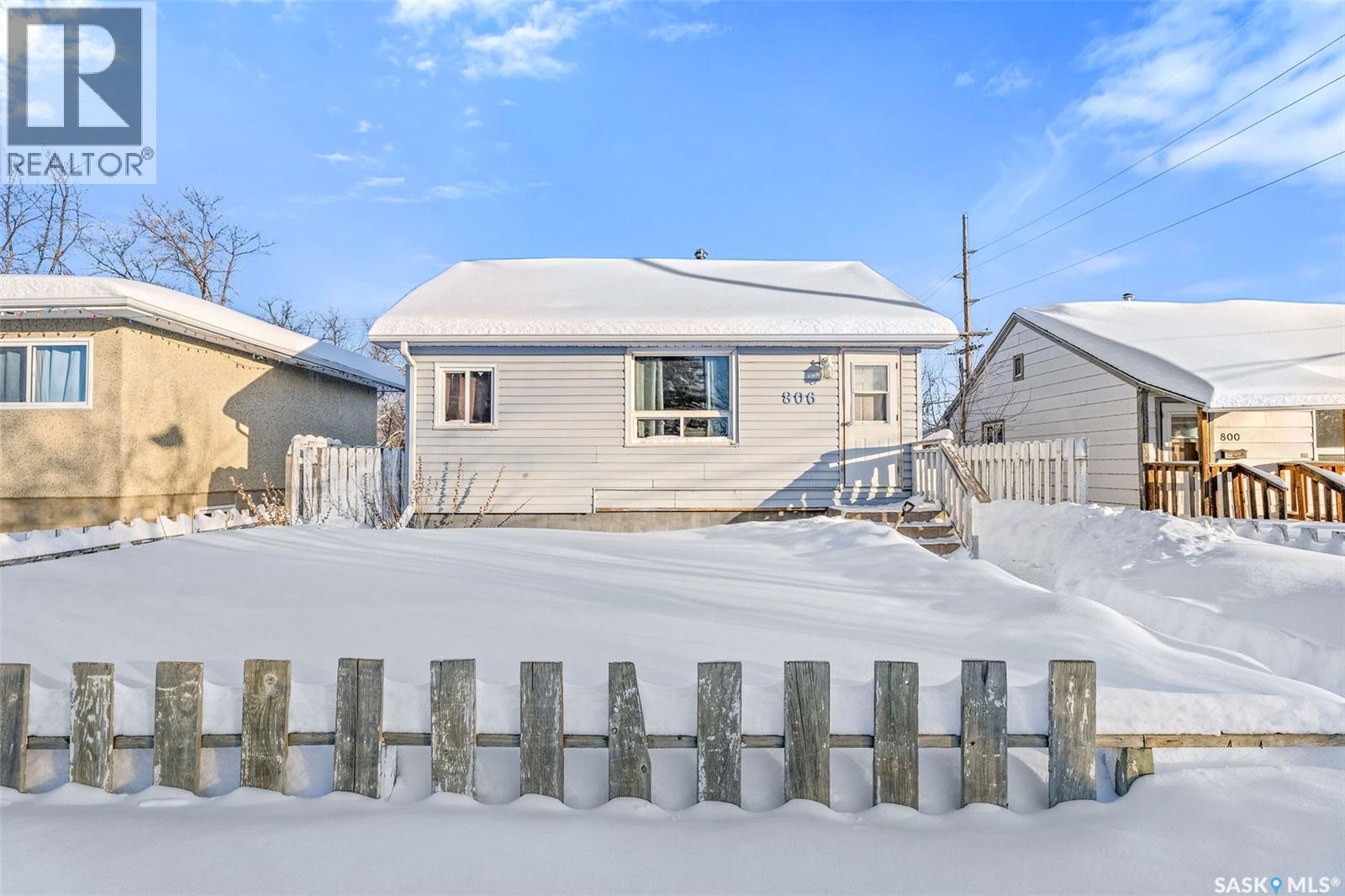 806 12TH STREET W - 1