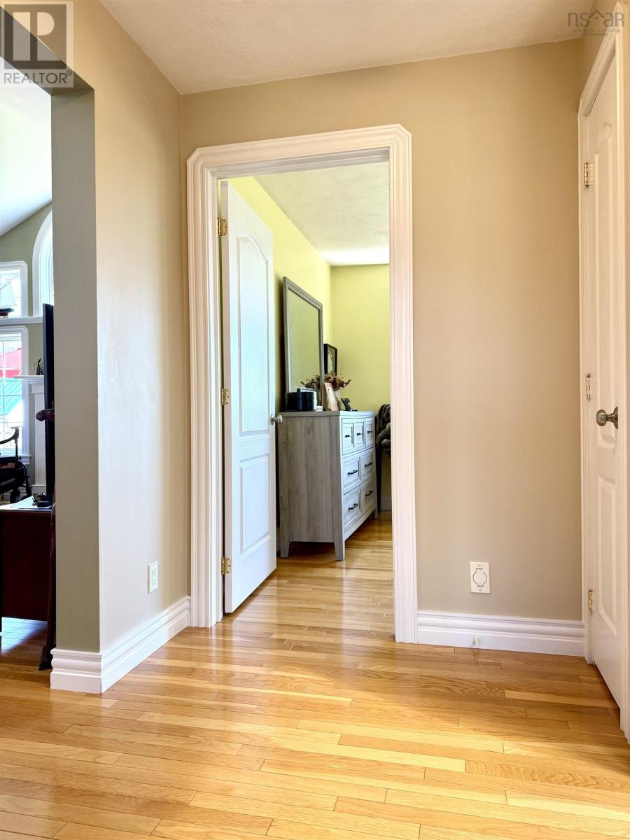 Property 16 of 50 of 9345 366 Highway