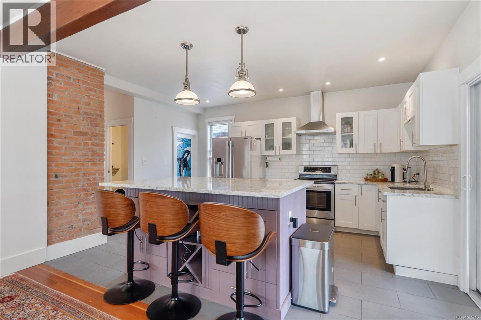  1909 Duchess Street, Victoria