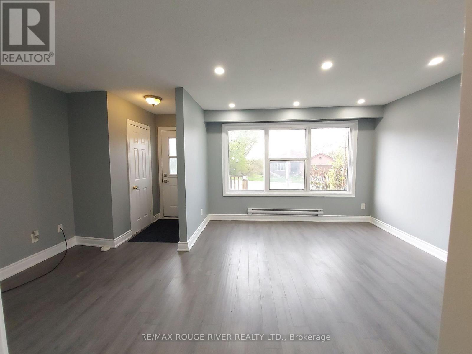 432 Bloor Unit Main photo 2