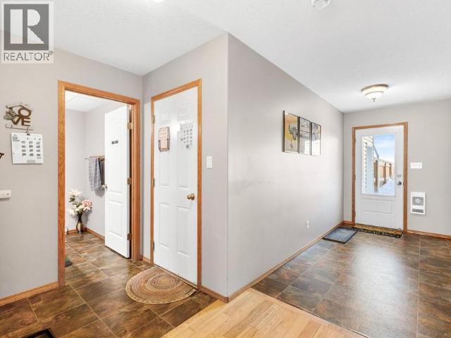 4 SKOOKUM DRIVE - Photo 5 of 28, Whitehorse, Yukon