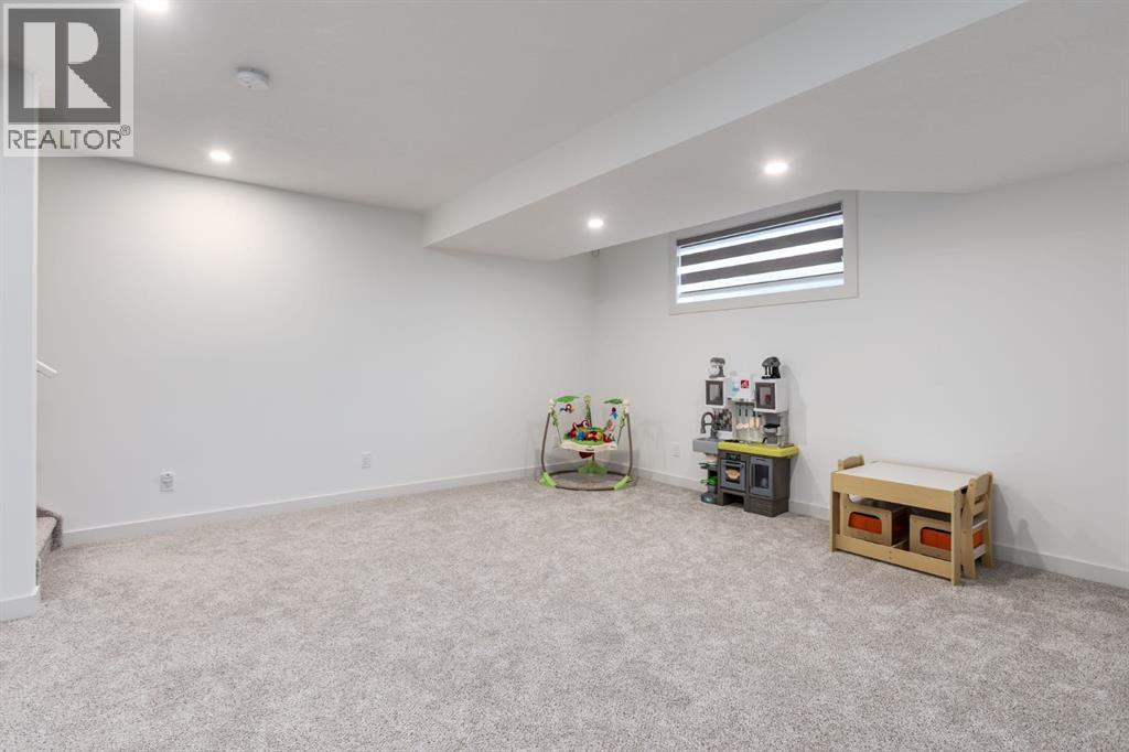 
          848 Marina Drive
            <br/>
            <span>Chestermere</span>
            , 
            <span>AB</span>
             <span>T1X1Y6</span>
         - Photo 30