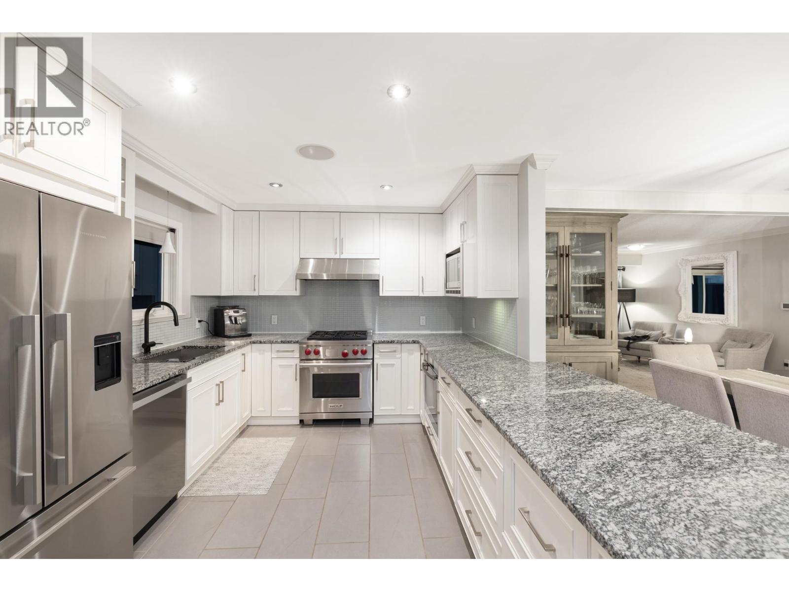 310 BEAVER ROAD, North Vancouver