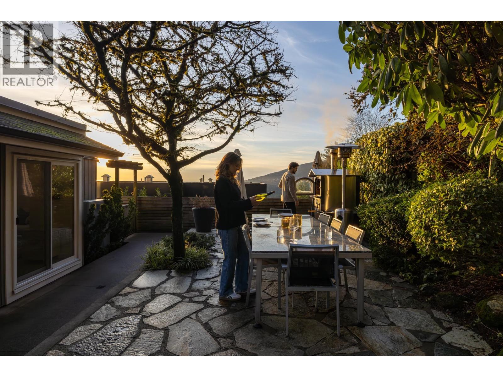 310 BEAVER ROAD, North Vancouver