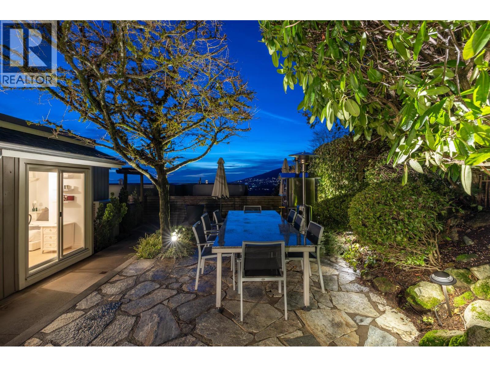 310 BEAVER ROAD, North Vancouver