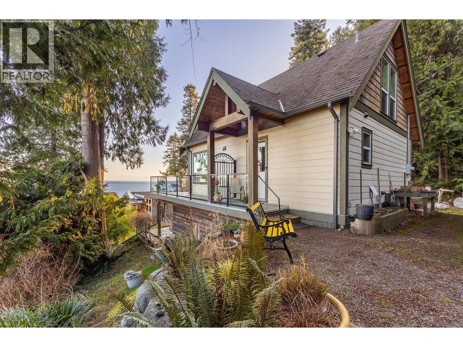 1051 GOWER POINT ROAD, Gibsons