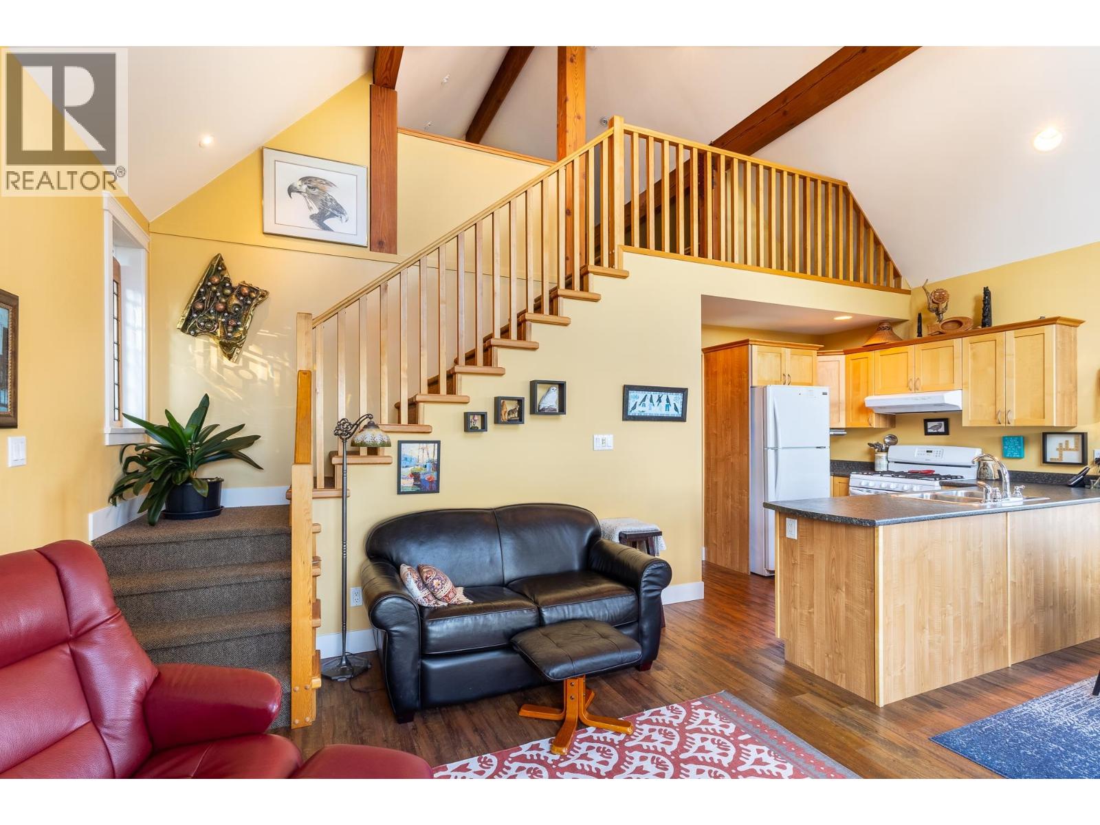 1051 GOWER POINT ROAD, Gibsons