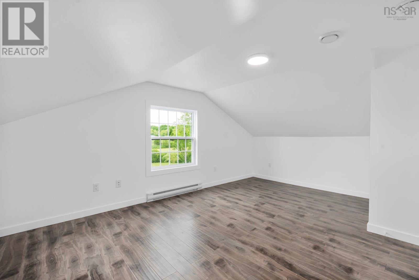 Property 24 of 29 of 4866 Highway 1