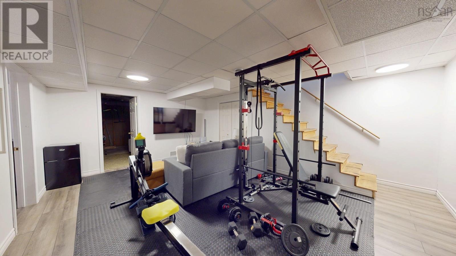 Property 33 of 49 of 9 Dalhousie Avenue