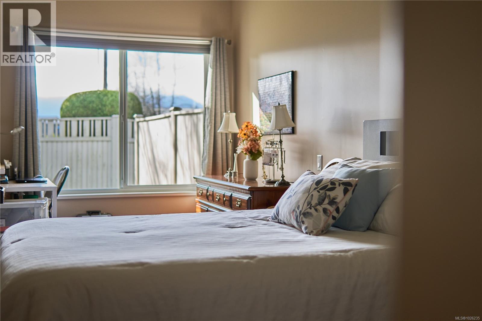 5887 Primrose Dr, Nanaimo