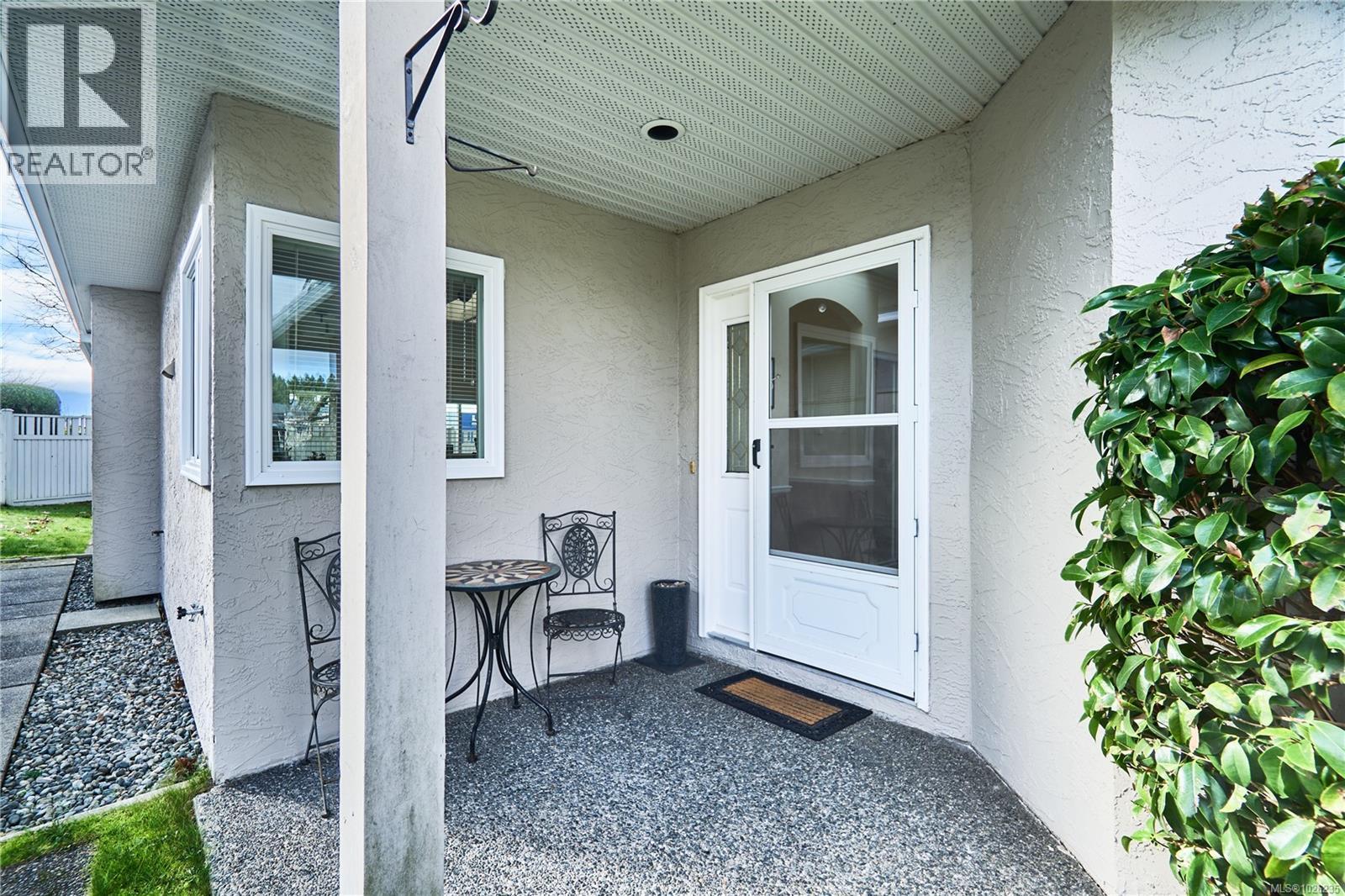 5887 Primrose Dr, Nanaimo