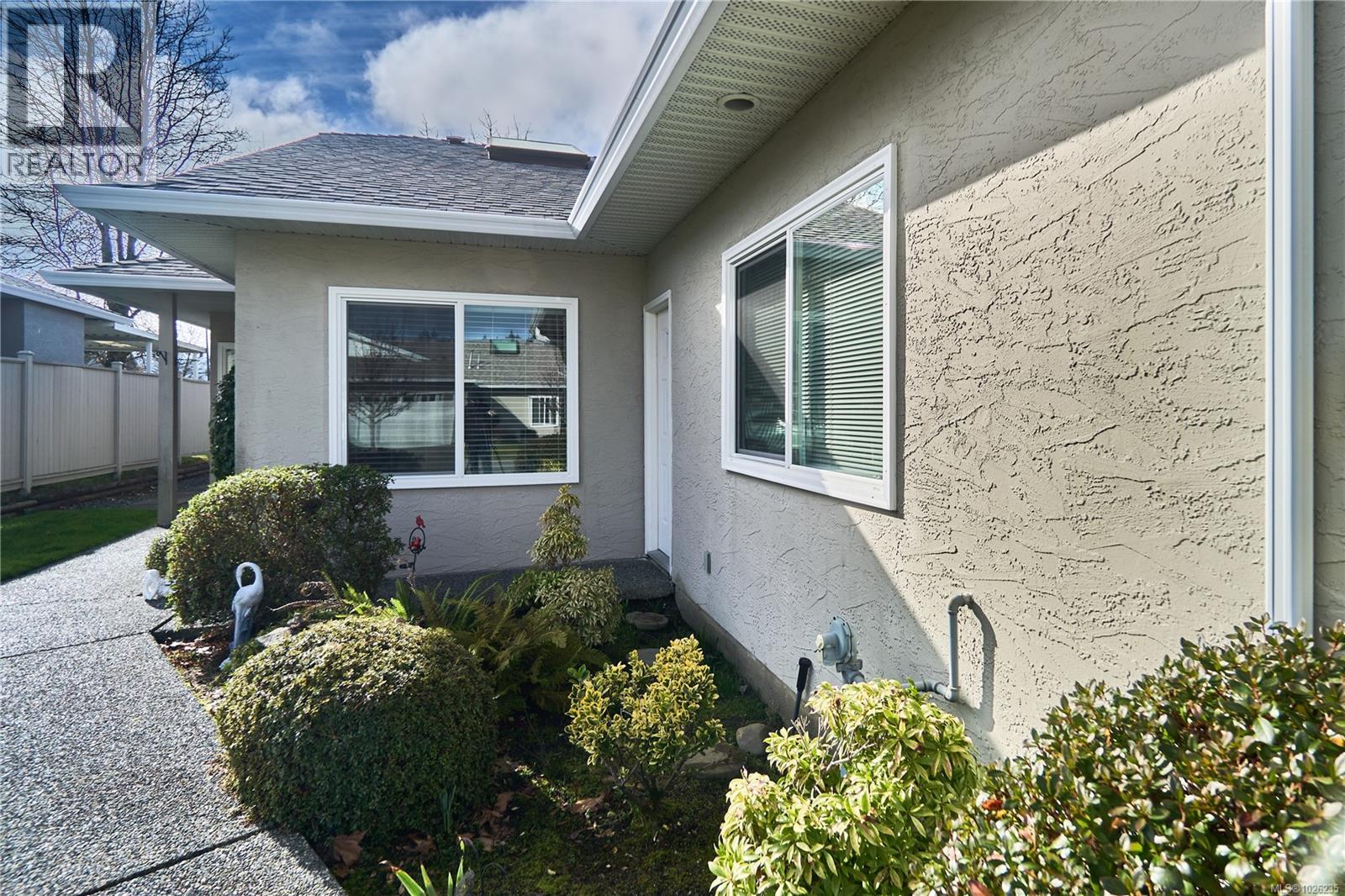 5887 Primrose Dr, Nanaimo