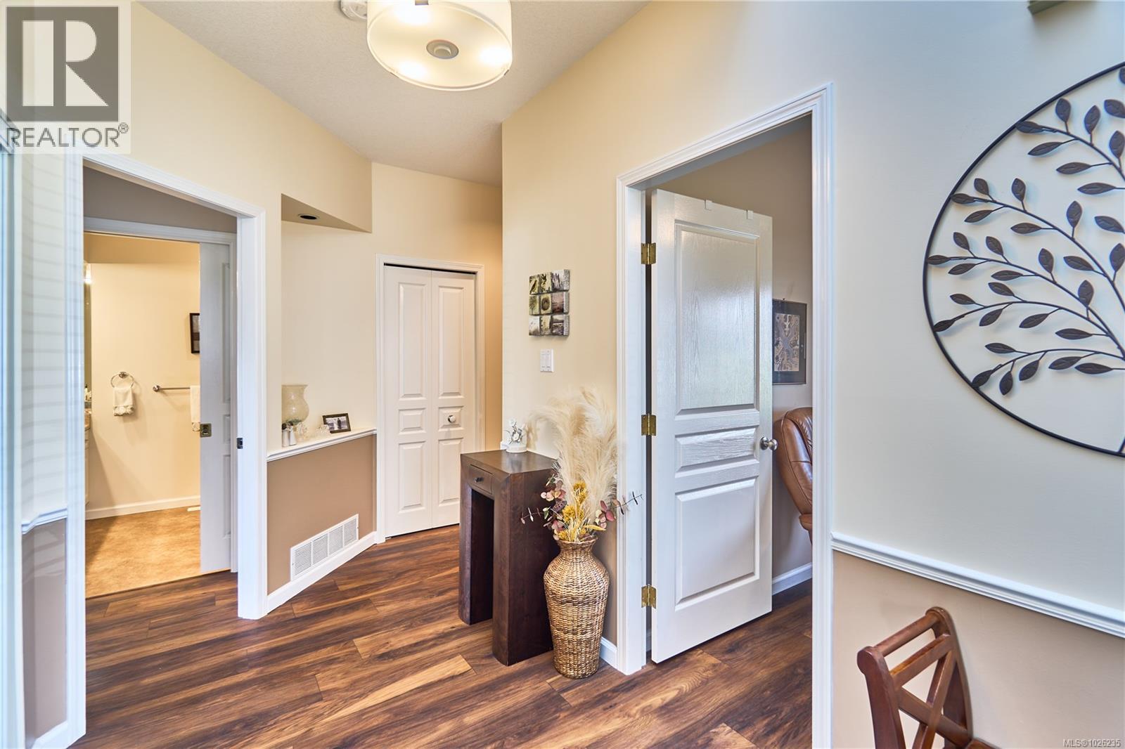 5887 Primrose Dr, Nanaimo