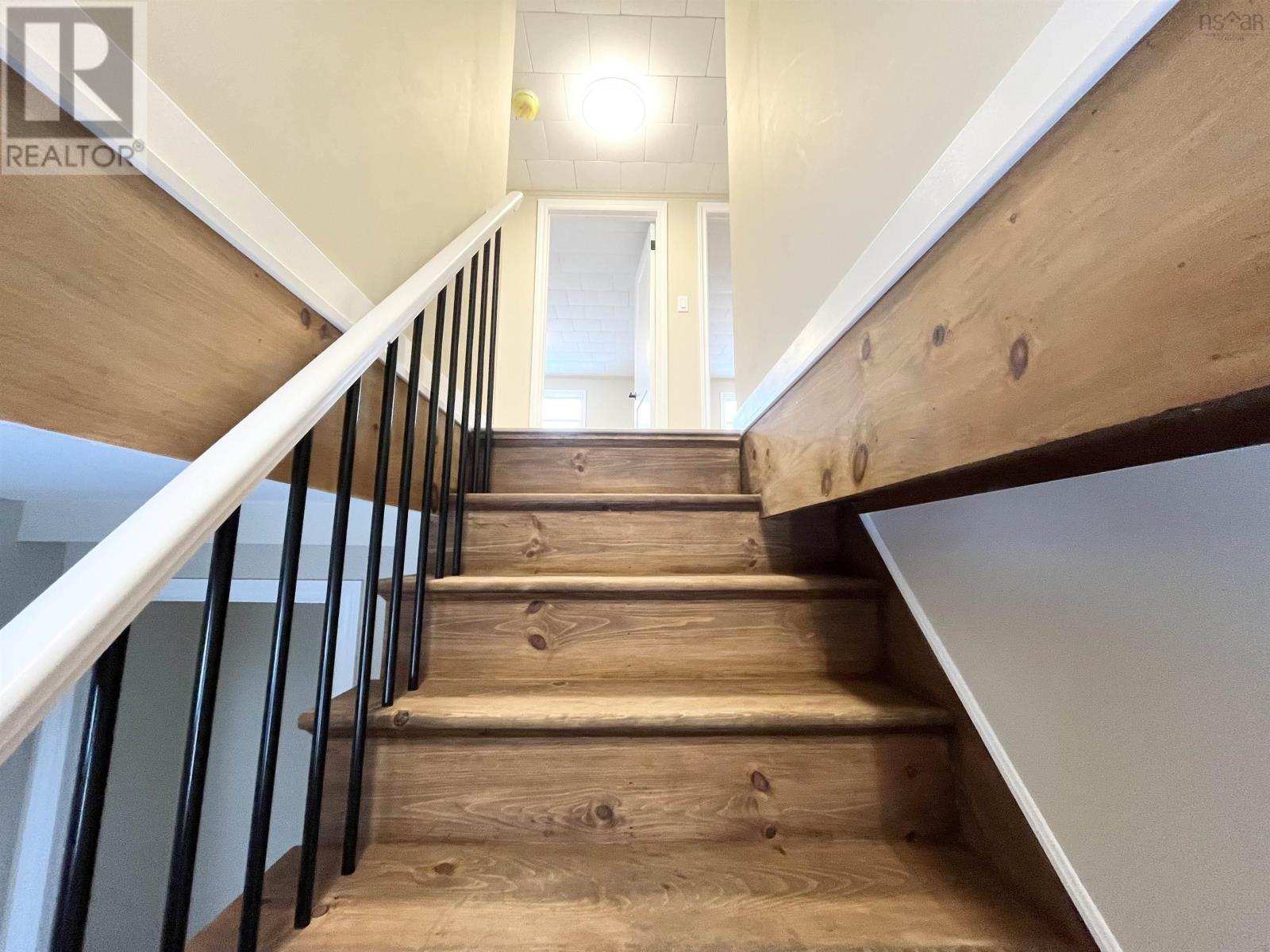 Property 24 of 47 of 89 Stoney Island Road