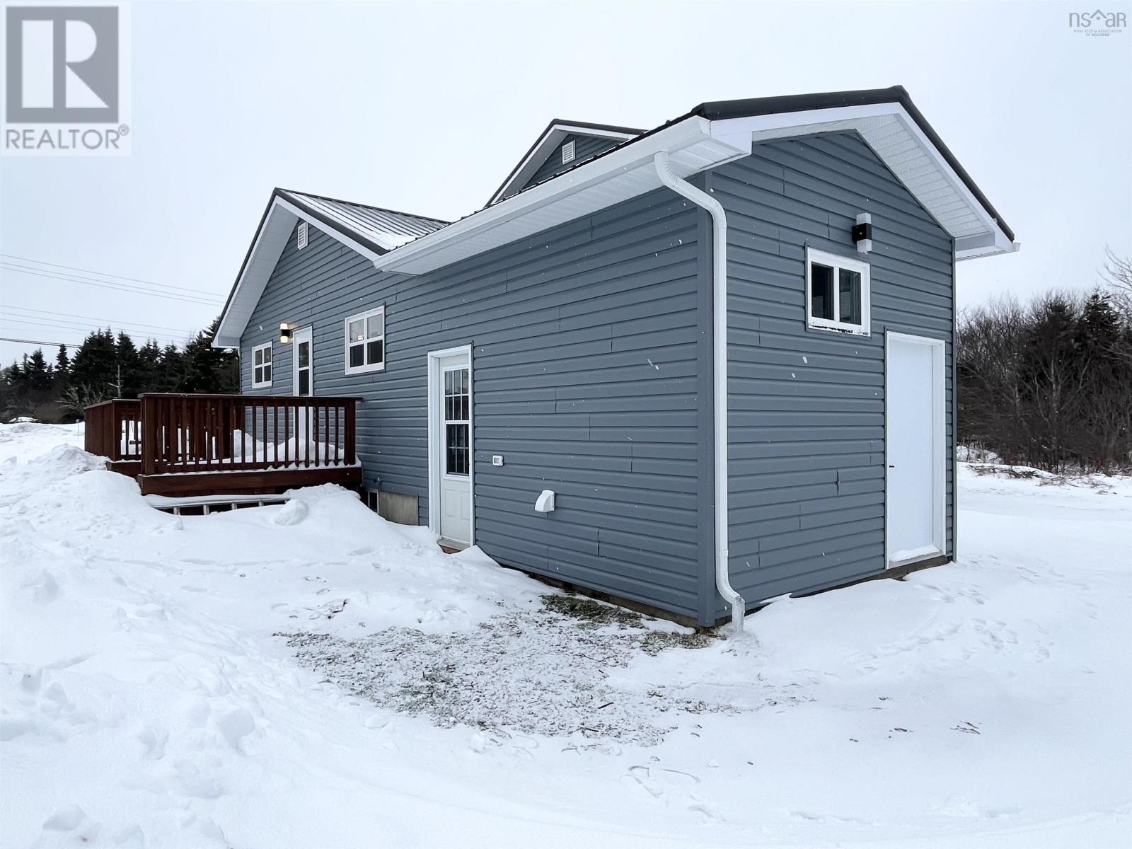 Property 40 of 47 of 89 Stoney Island Road