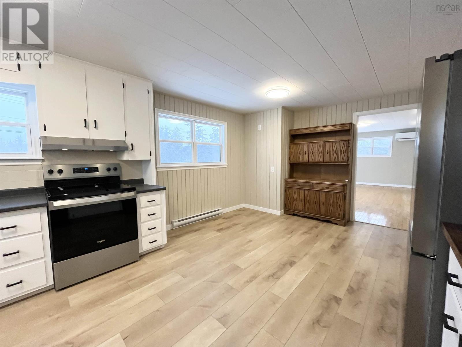 Property 7 of 47 of 89 Stoney Island Road