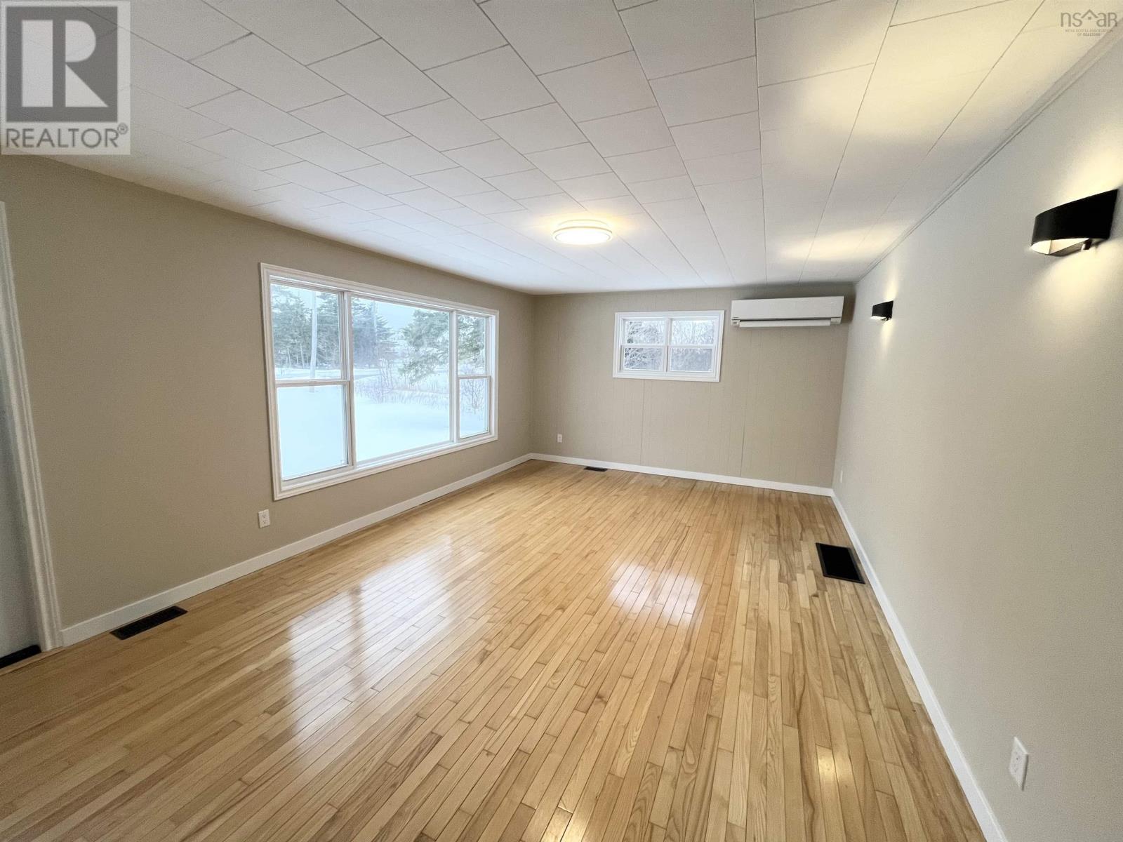 Property 9 of 47 of 89 Stoney Island Road