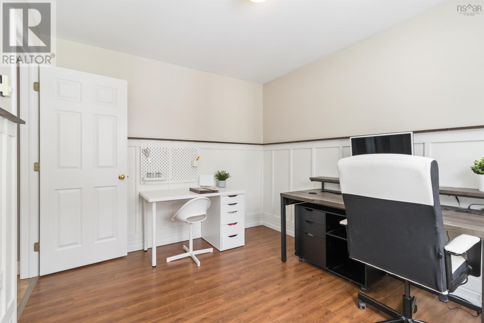 Property 23 of 50 of 17 Harbourview Inn Loop