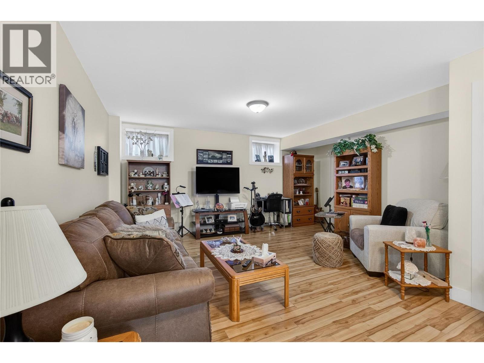 2991 7 Avenue NE - 35