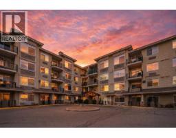 211 1350 Ridgeway Drive, Kelowna