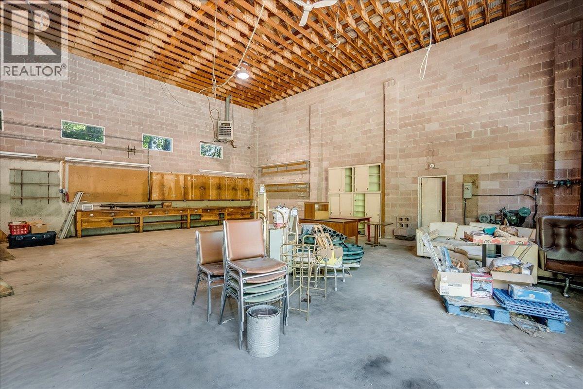 7691 Balfour Wharf Road, Balfour