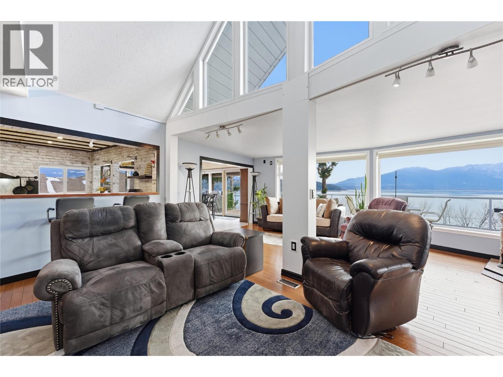 3690 Southview Road, Tappen