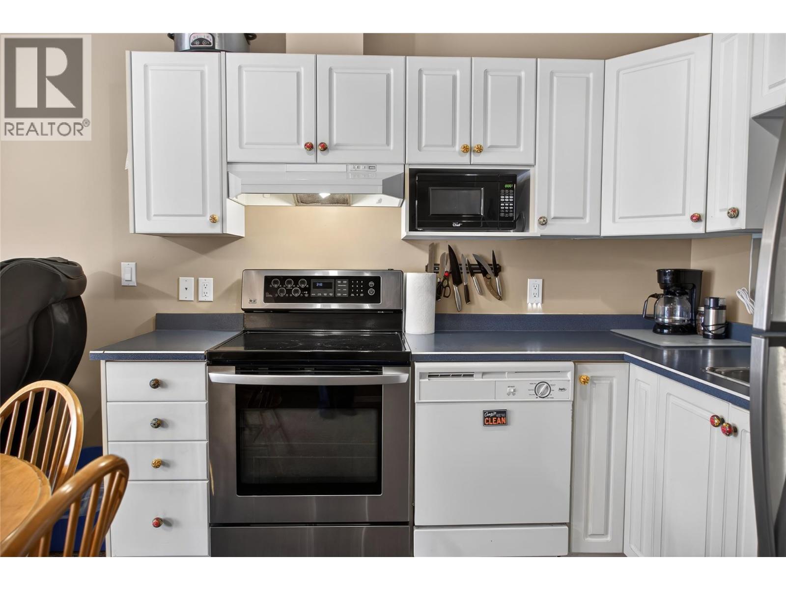 400 Riverside Way Unit# 438, Fernie