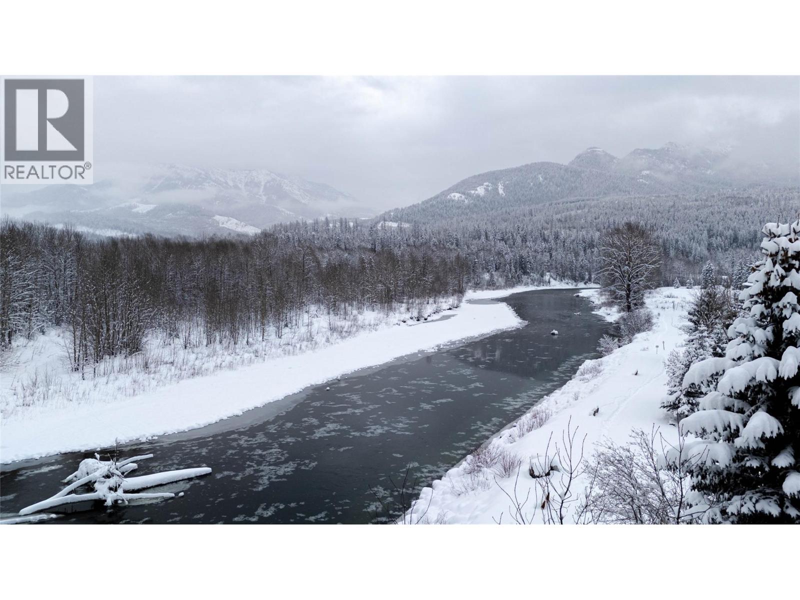 400 Riverside Way Unit# 438, Fernie