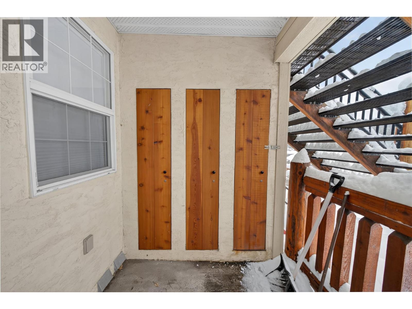 400 Riverside Way Unit# 438, Fernie