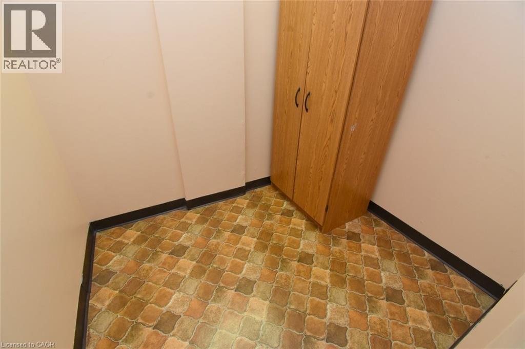 5250 LAKESHORE Road Unit# 1708, Burlington, Ontario, L7L5L2 — Photo 41