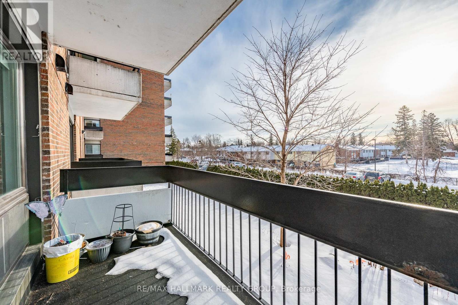 #214 1505 BASELINE ROAD - 27