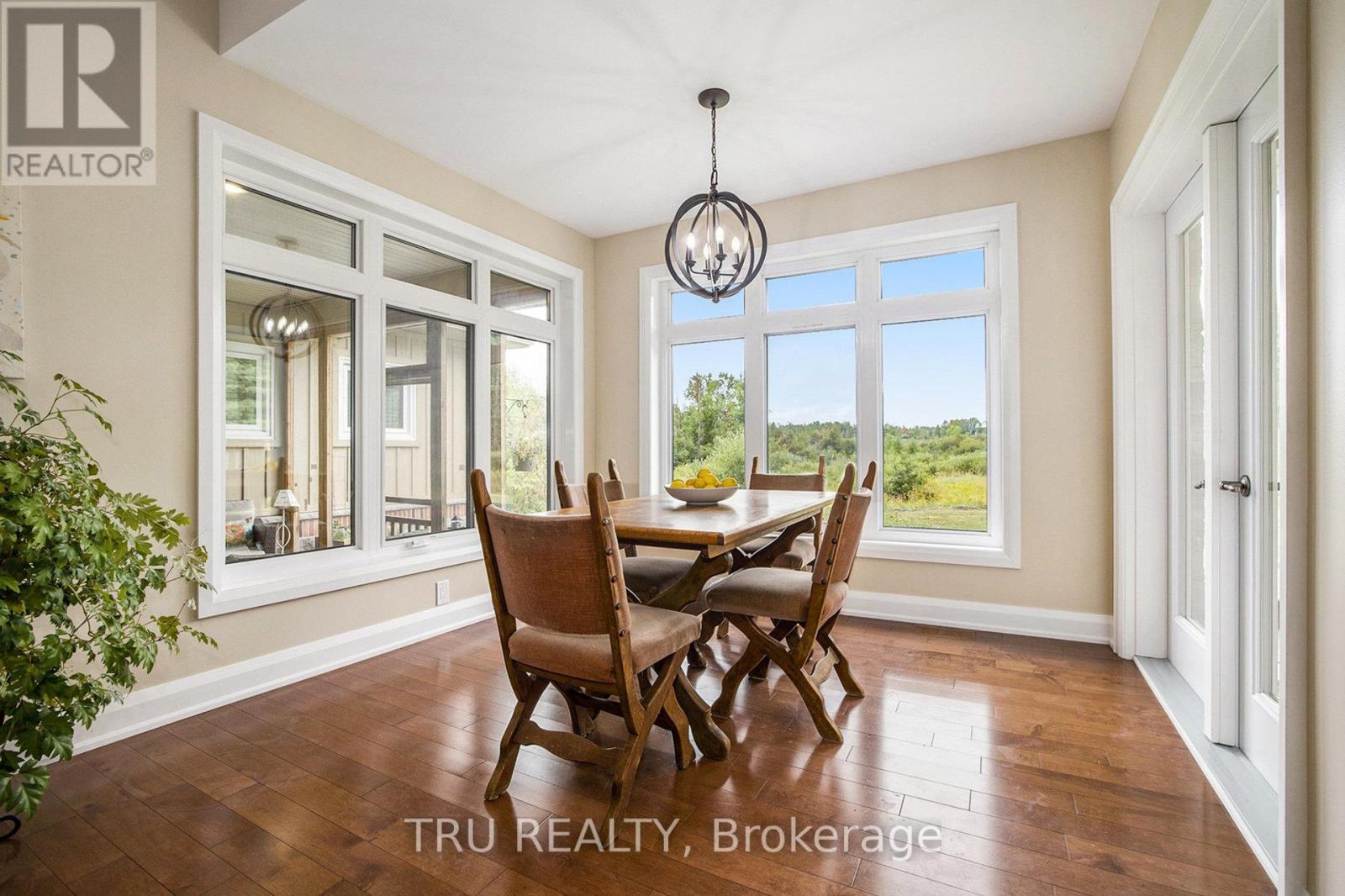 2465 MARCHURST ROAD - 12