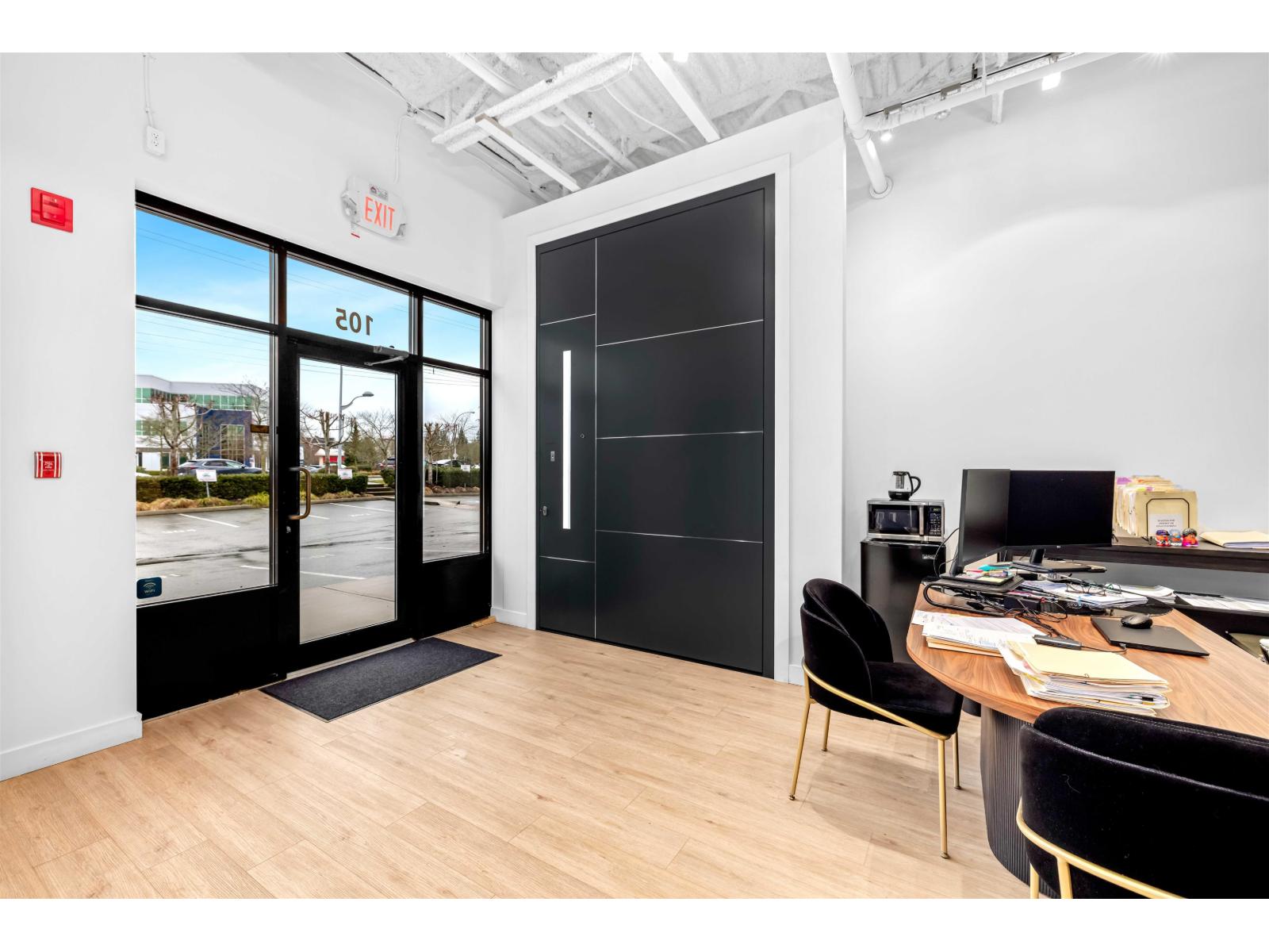 Office for Rent in Surrey – 105 15292 CROYDON DRIVE, Surrey - Image 8