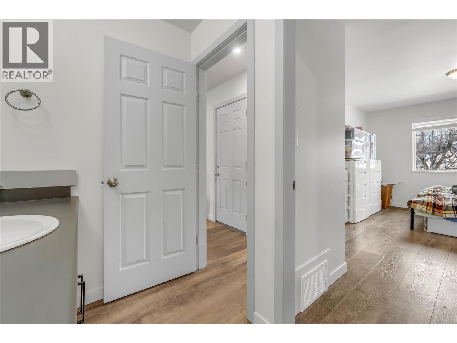  272 Burton Avenue, Princeton