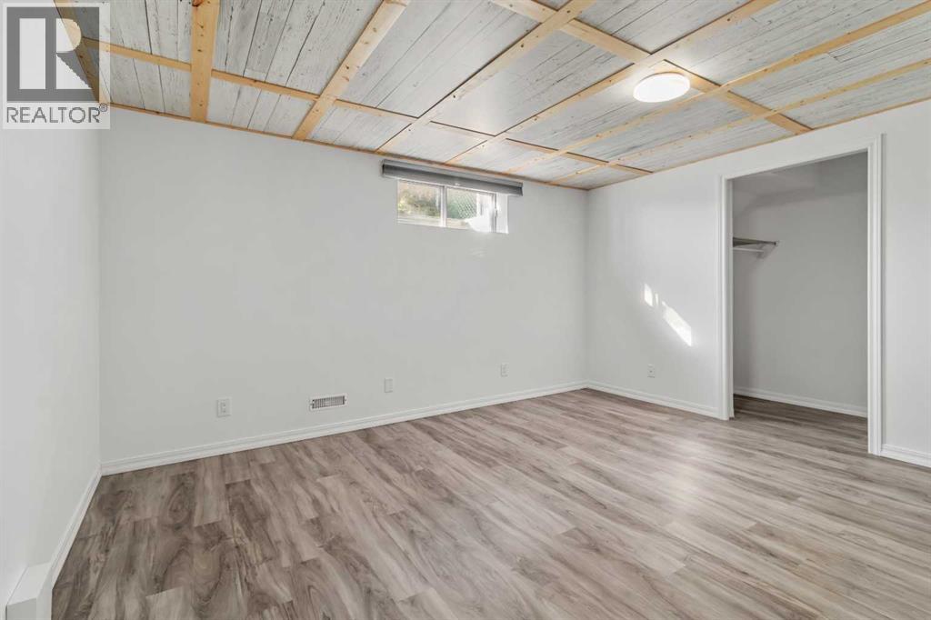 Single Family House Bungalow for Sale in  RundleCairn Way NE Rundle Calgary 