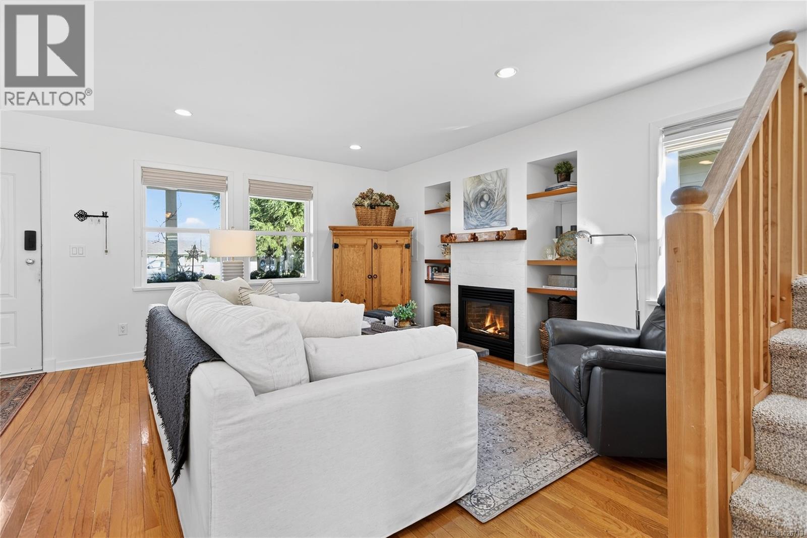 2156 Eardley Rd - Photo 4 of 34, Campbell River, British Columbia