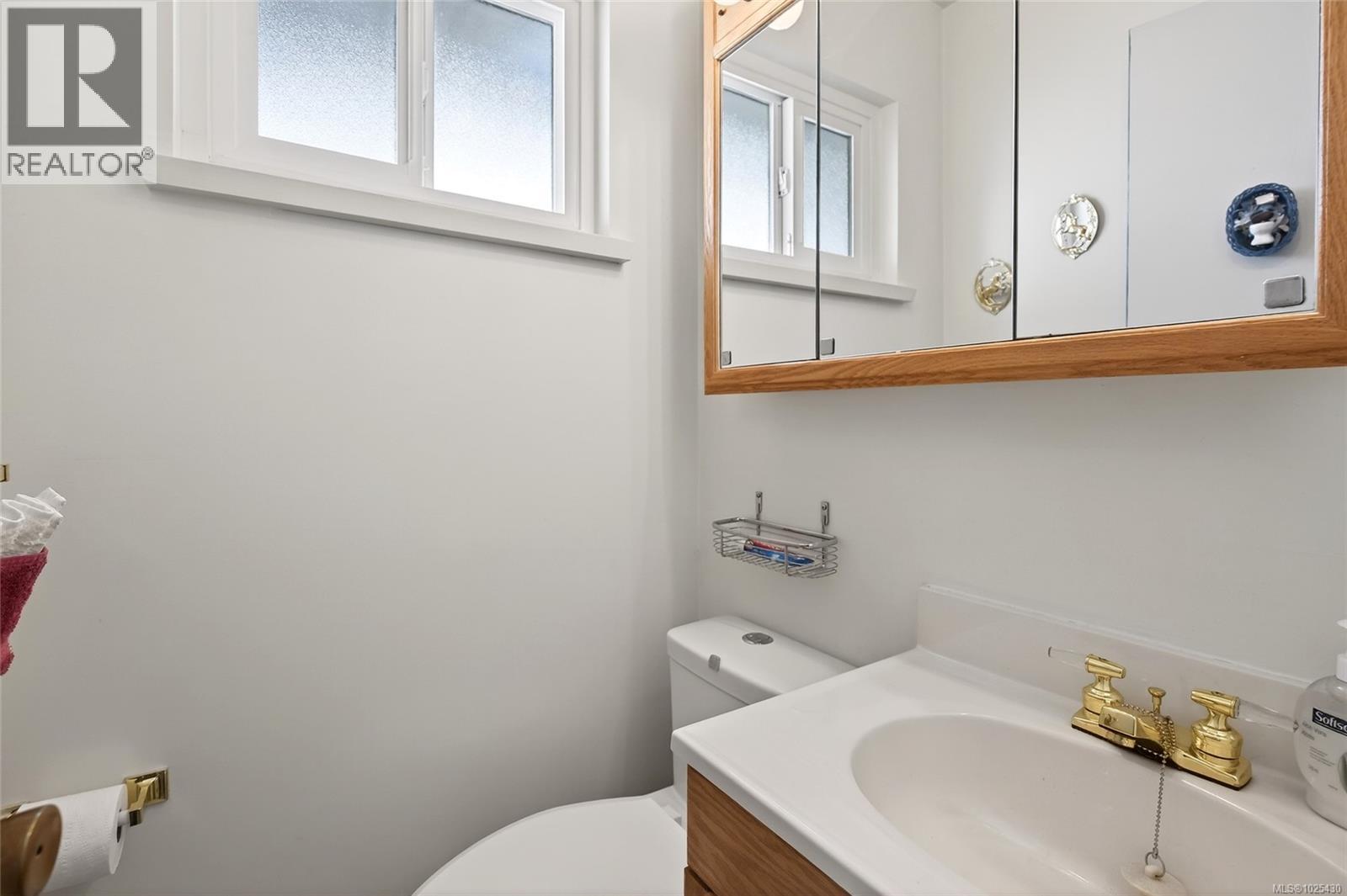 3574 9th Ave, Port Alberni