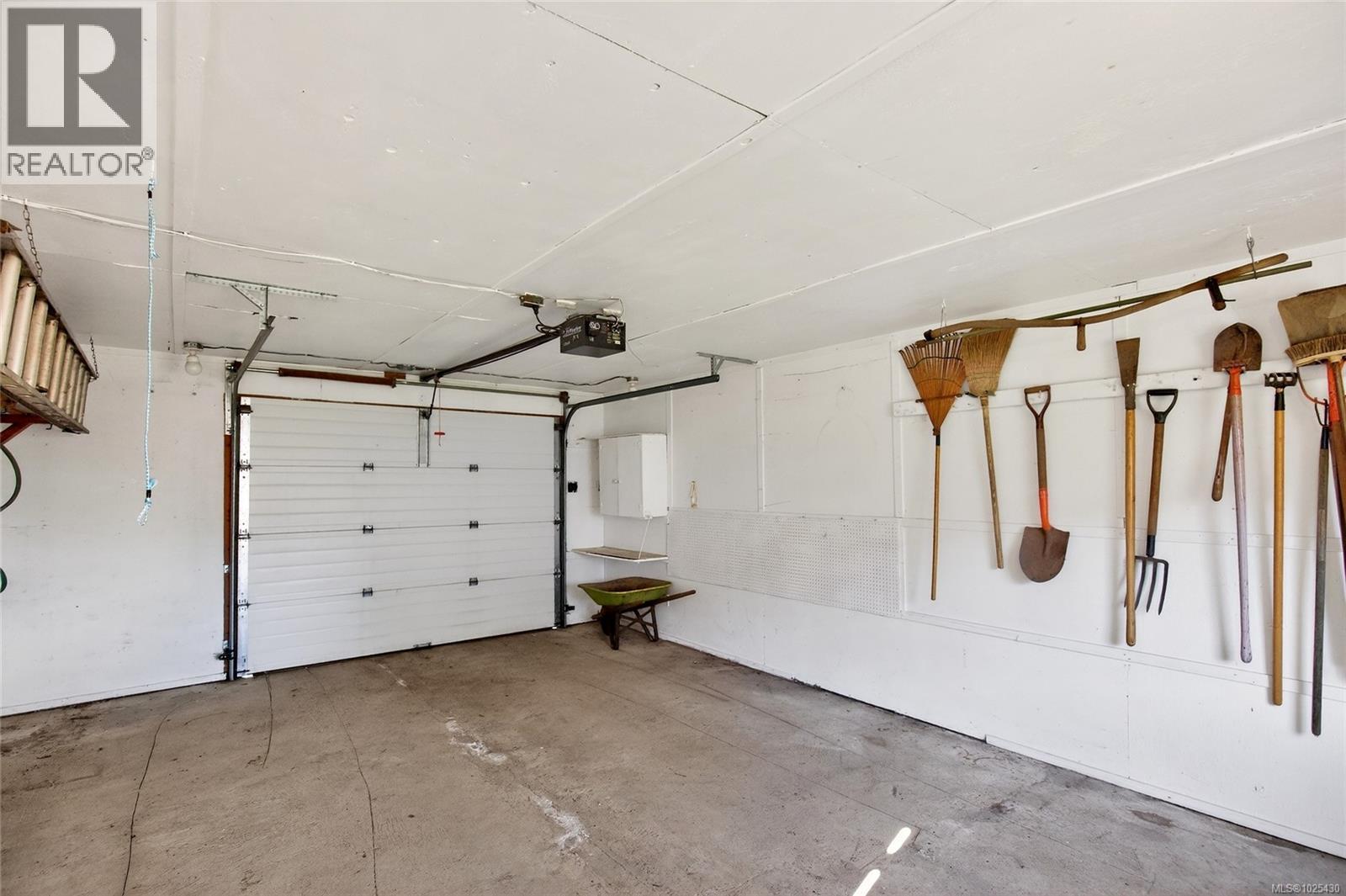 3574 9th Ave, Port Alberni