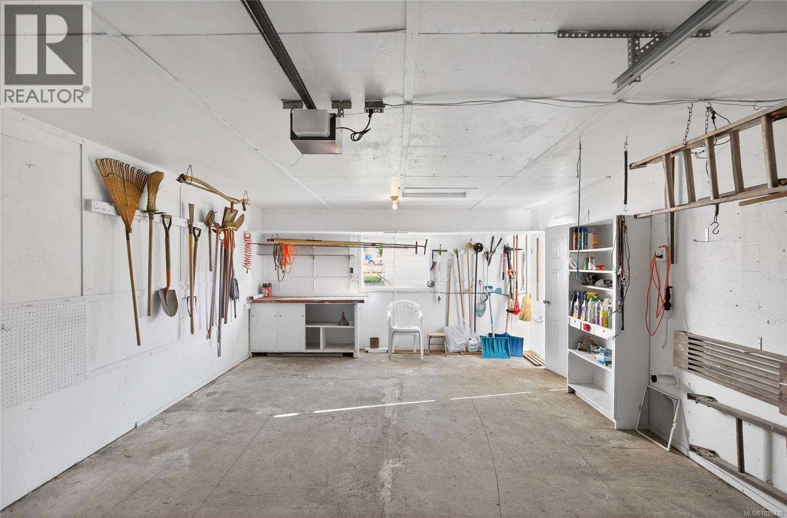 3574 9th Ave, Port Alberni