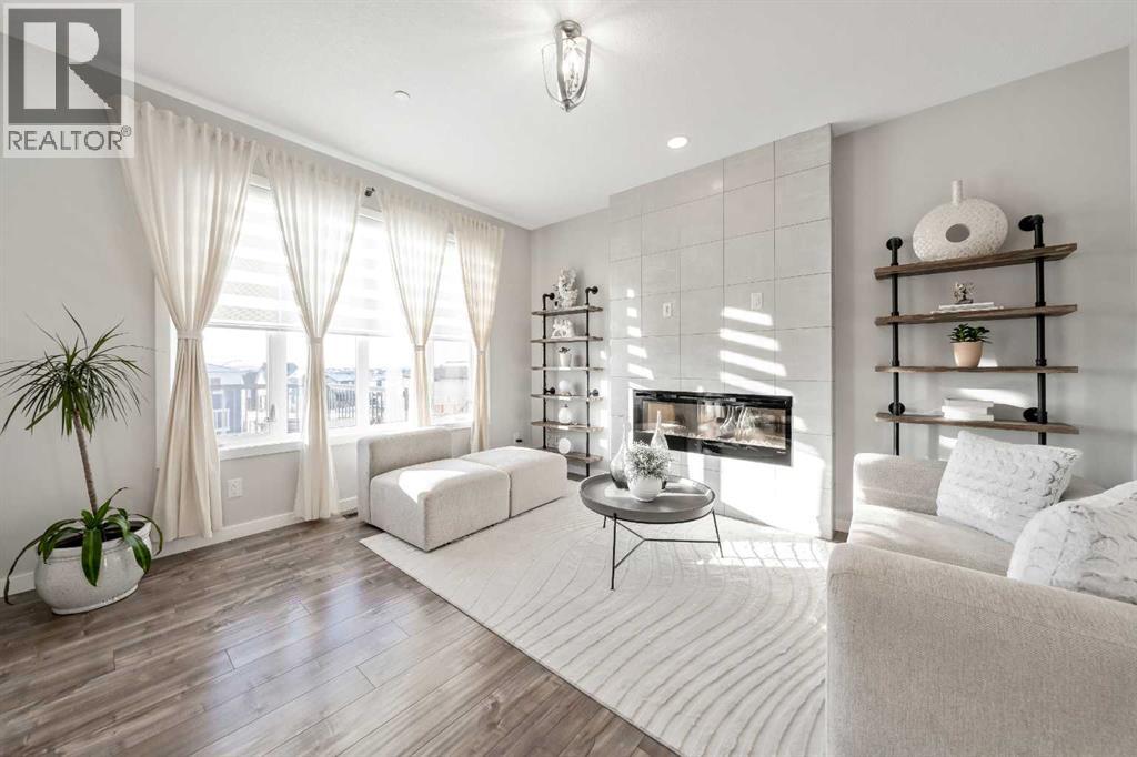 Single Family House for Sale in  Lucas Crescent NW Livingston Calgary 