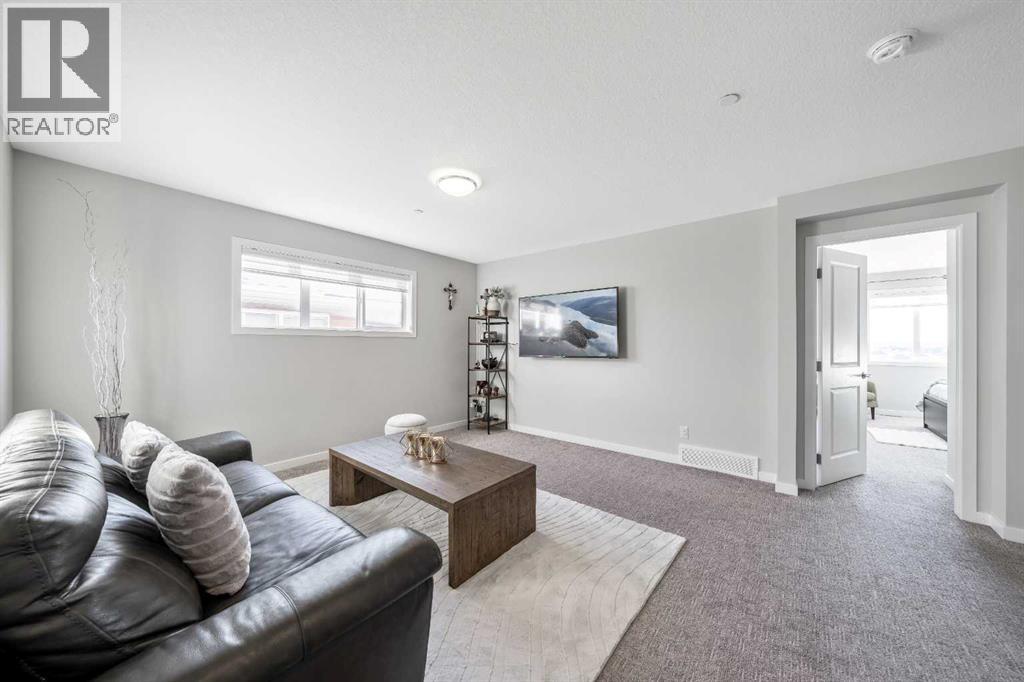 Single Family House for Sale in  Lucas Crescent NW Livingston Calgary 