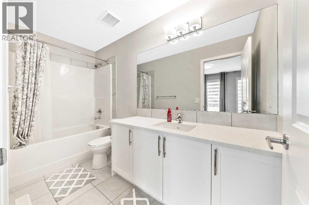 Single Family House for Sale in  Lucas Crescent NW Livingston Calgary 