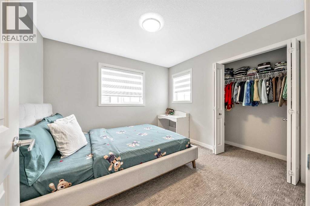 Single Family House for Sale in  Lucas Crescent NW Livingston Calgary 