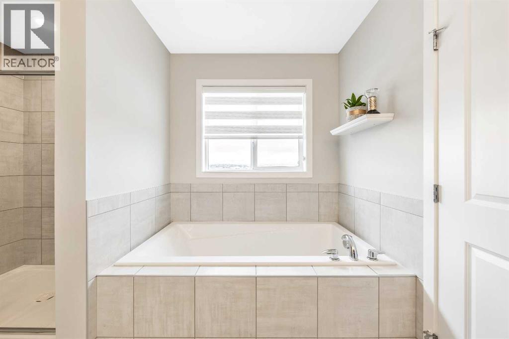 Single Family House for Sale in  Lucas Crescent NW Livingston Calgary 