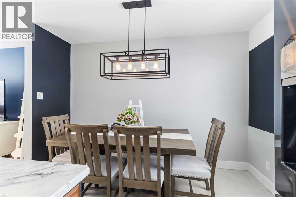 17 CLARK Crescent, Fort McMurray