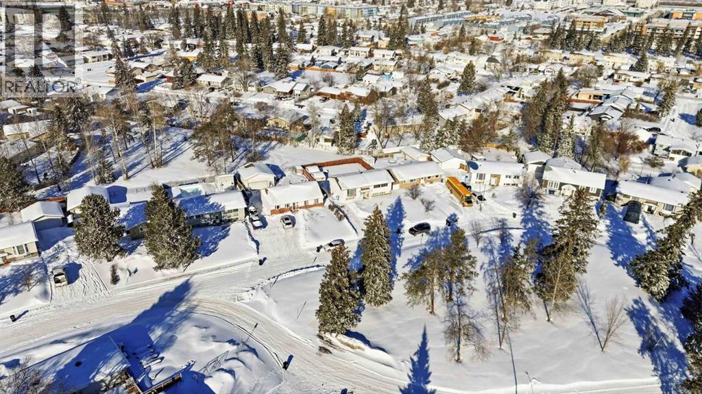 17 CLARK Crescent, Fort McMurray