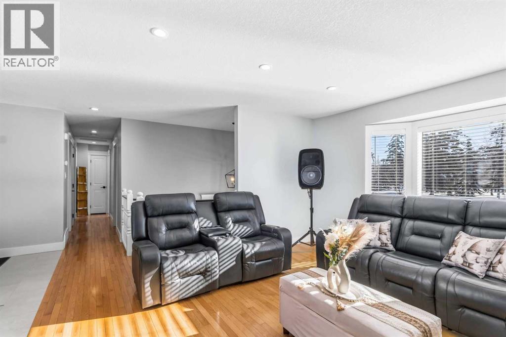 17 CLARK Crescent, Fort McMurray