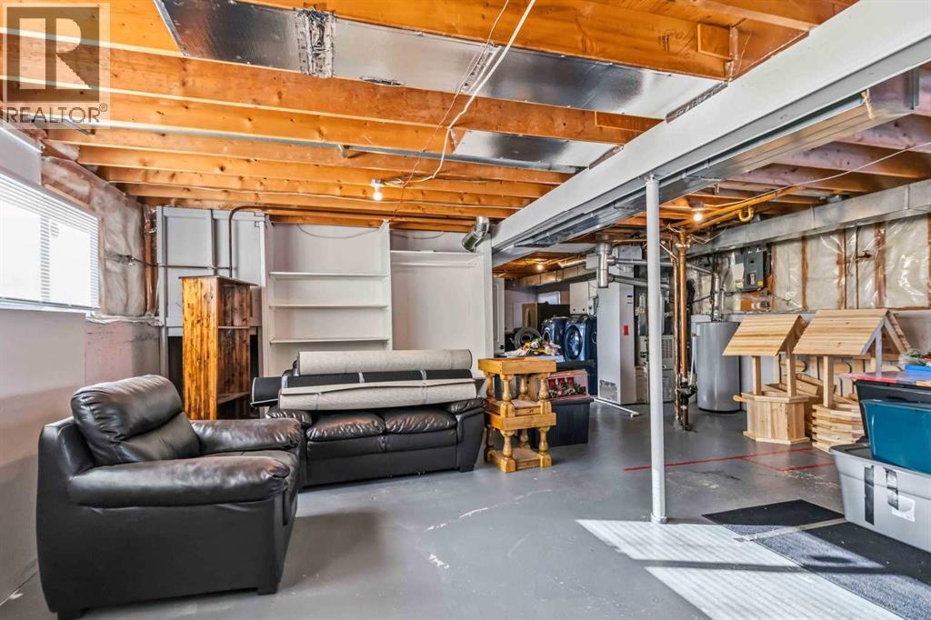 17 CLARK Crescent, Fort McMurray