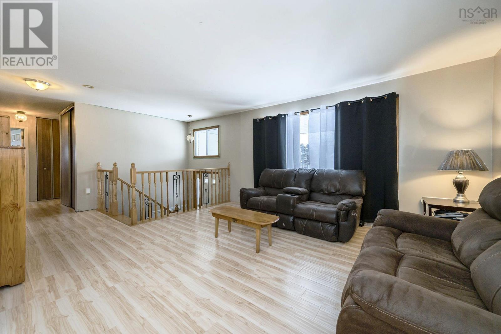 Property 4 of 21 of 17 Wexford Road